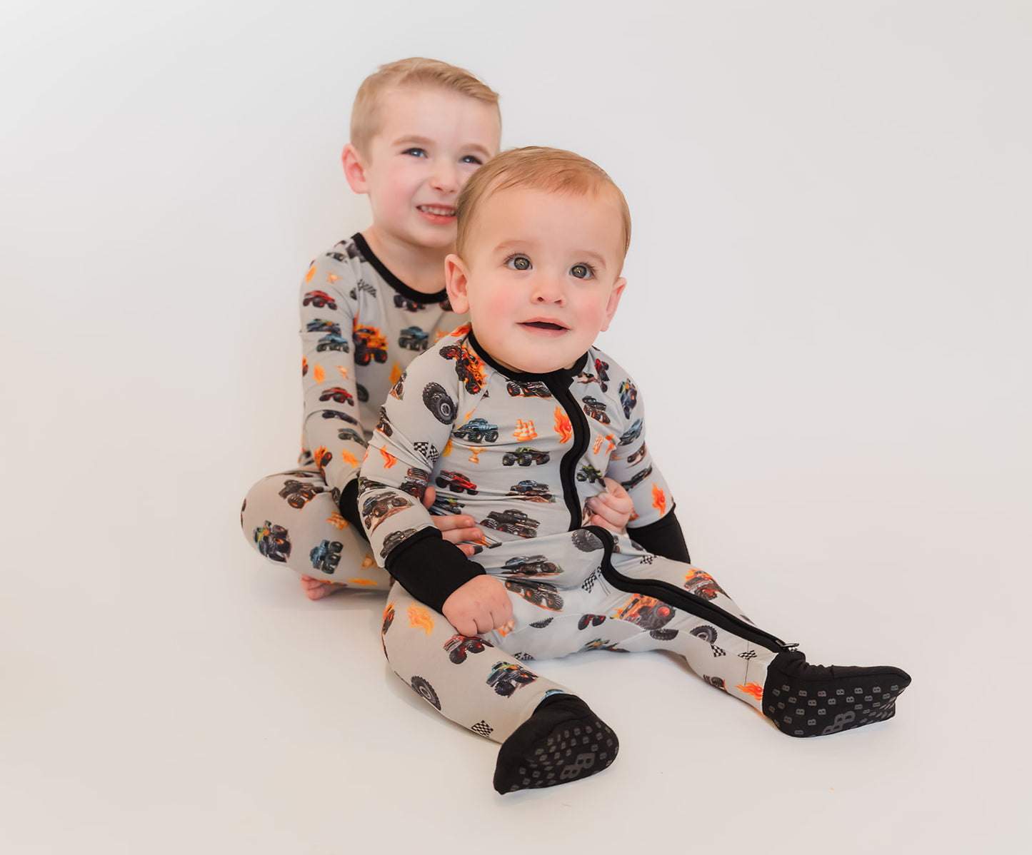 NEW - ZIPPY - MONSTER TRUCKS